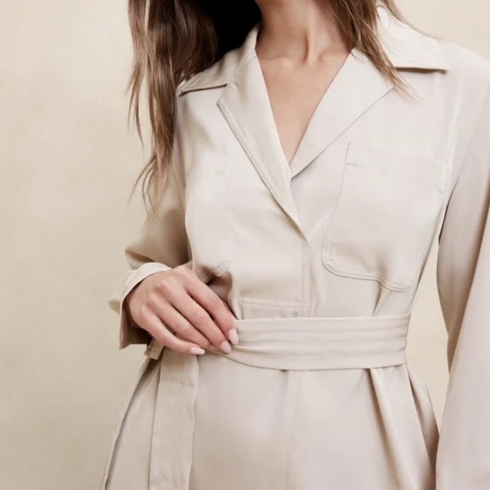 NWT! Banana Republic Satin Twill Mini Shift Dress (Size 18)